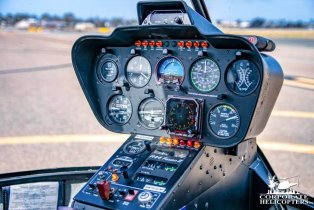 Avionics of a 2006 Robinson R44 Raven II