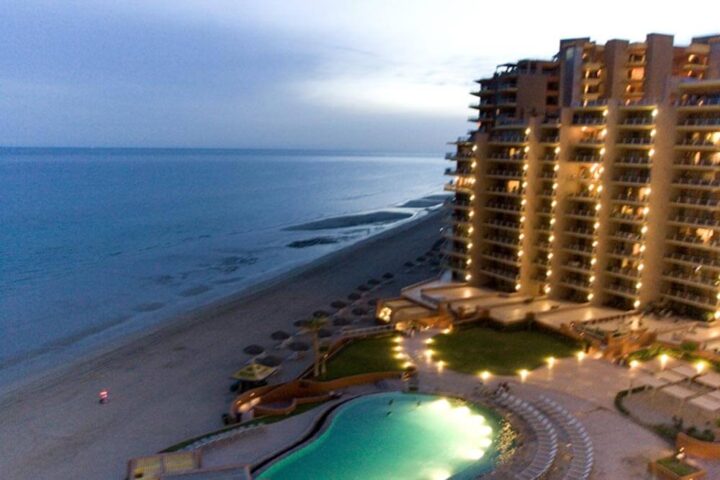 Las Palomas Resort, Puerto Penasco, Mexico. This file is licensed under the Creative Commons Attribution-Share Alike 3.0 Unported license. Author: Luxury Villa Photography